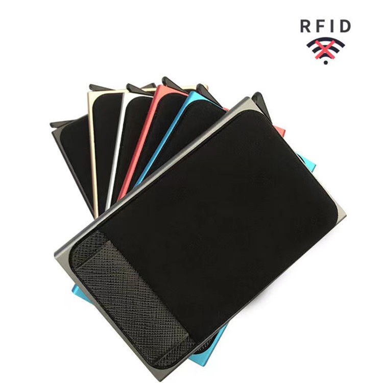 Esneklik Sırt Çantası ile Otomatik Açılır RFID Alüminyum Cüzdan